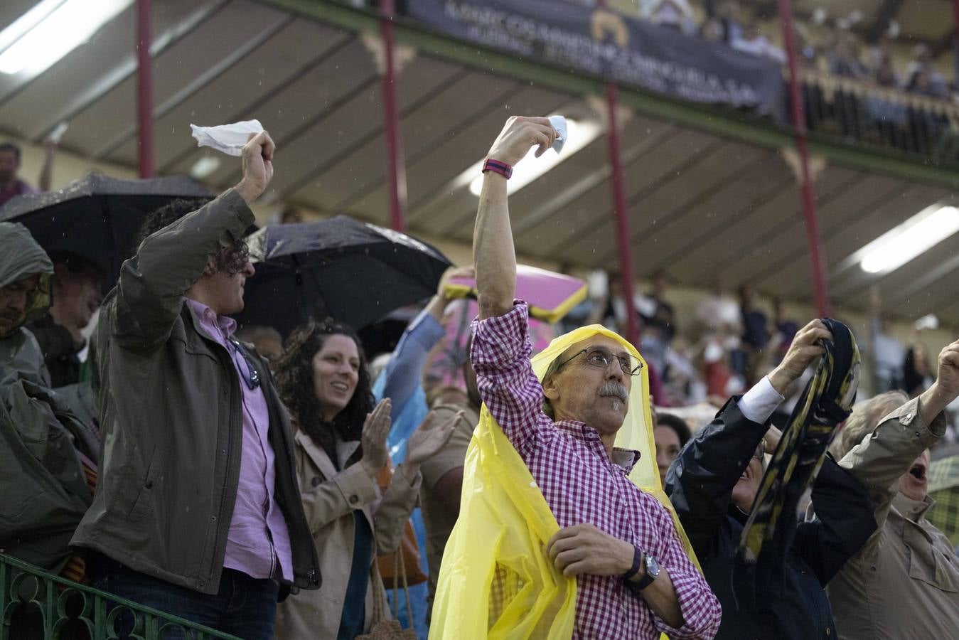 Fotos: Puerta grande en Valladolid para El Juli, Manzanares y Diego Ventura (2/2)