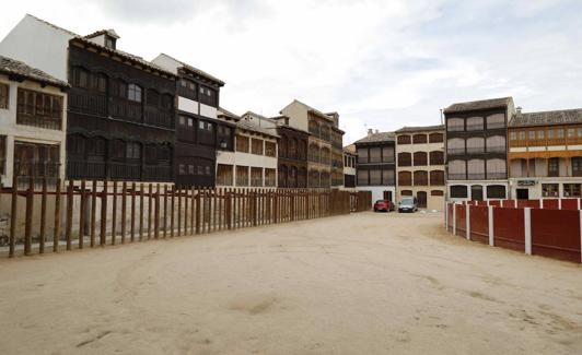 La empalizada, preparada para los festejos de este fin de semana en Peñafiel. 