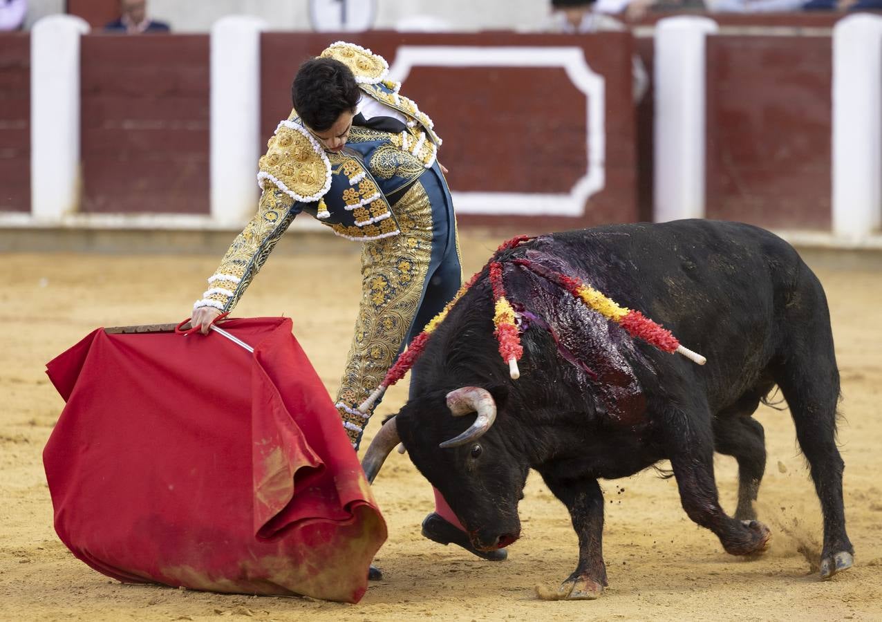 Fotos: Roca Rey y Tomás Rufo abren la puerta grande en Valladolid (1/3)