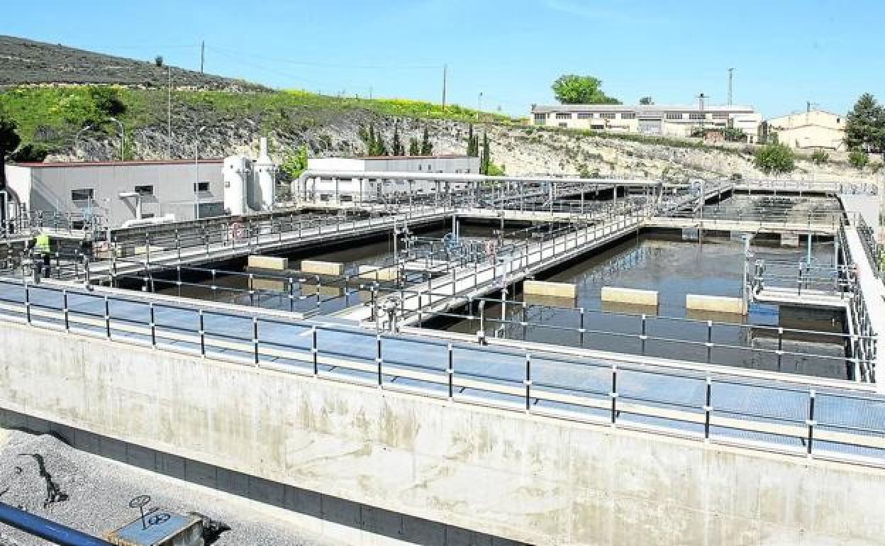 Vista del reactor biológico, el corazón de la estación depuradora de Segovia. 