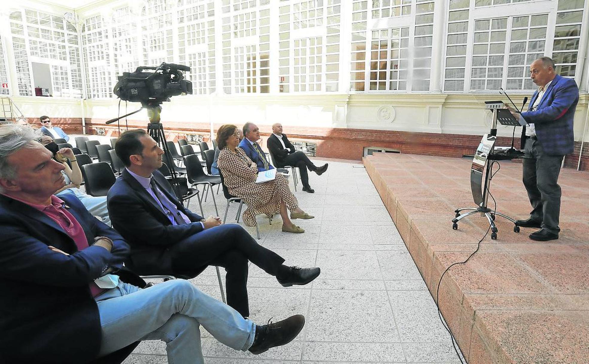 El presidente de Anche, Mariano Paramio, presentó este martes la feria ante los representantes institucionales. 