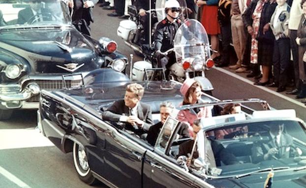 'JFK: Caso revisado' y otros estrenos: 'Espejo, espejo', 'Juego de asesinos' y 'Clara Sola'