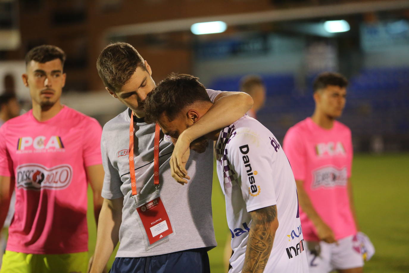 Fotos: Adiós al sueño del &#039;play off&#039; del Palencia Cristo