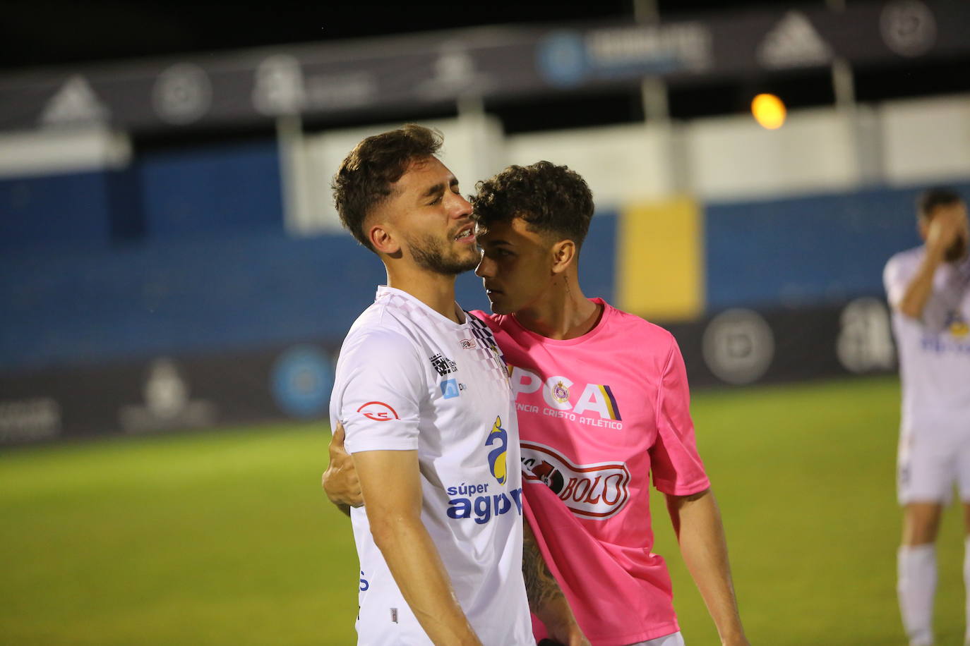 Fotos: Adiós al sueño del &#039;play off&#039; del Palencia Cristo