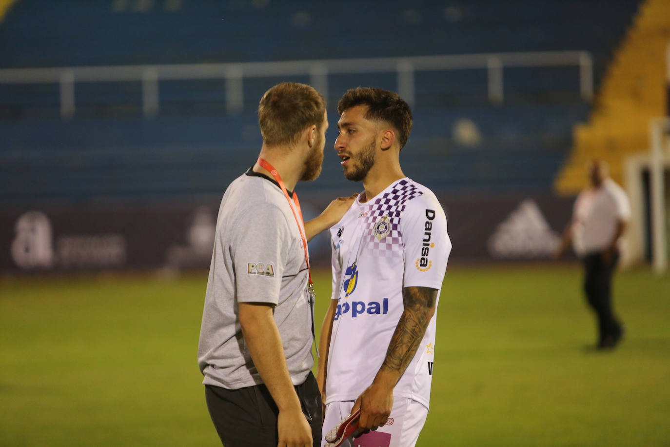 Fotos: Adiós al sueño del &#039;play off&#039; del Palencia Cristo