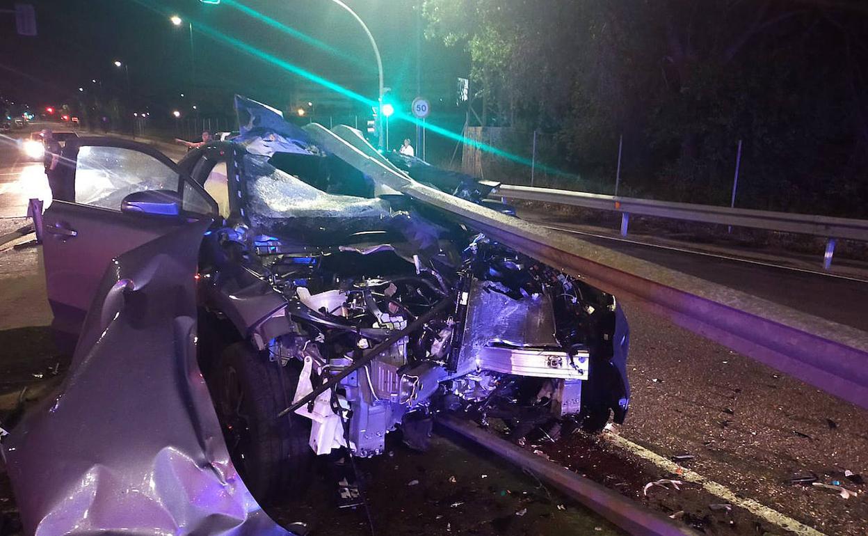 Accidente con un herido en el paseo de Juan Carlos I con la avenida de Madrid. 