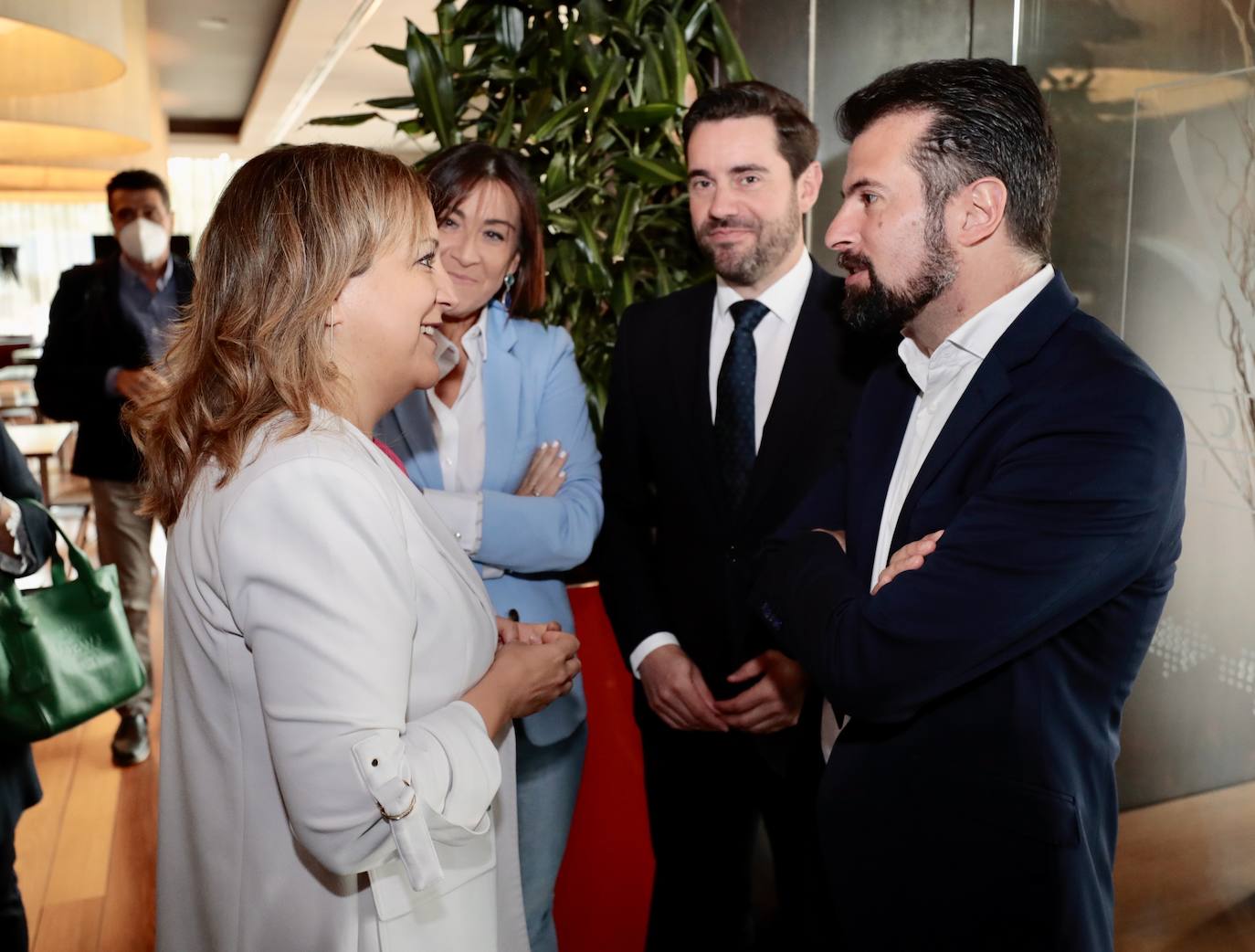 Fotos: La eurodiputada Iratxe García en el Foro Económico de El Norte (1/2)