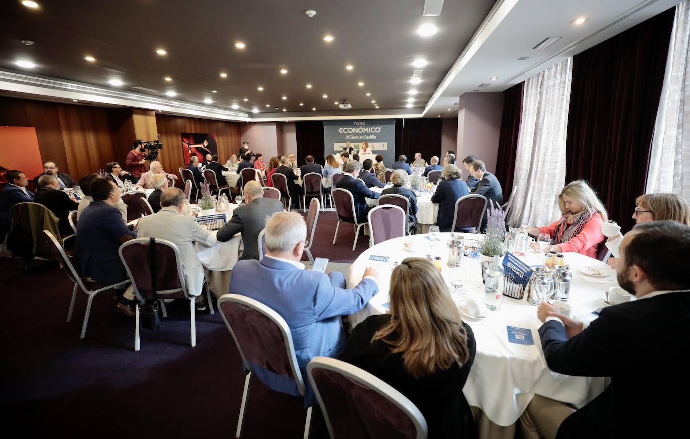 Fotos: La eurodiputada Iratxe García en el Foro Económico de El Norte (2/2)