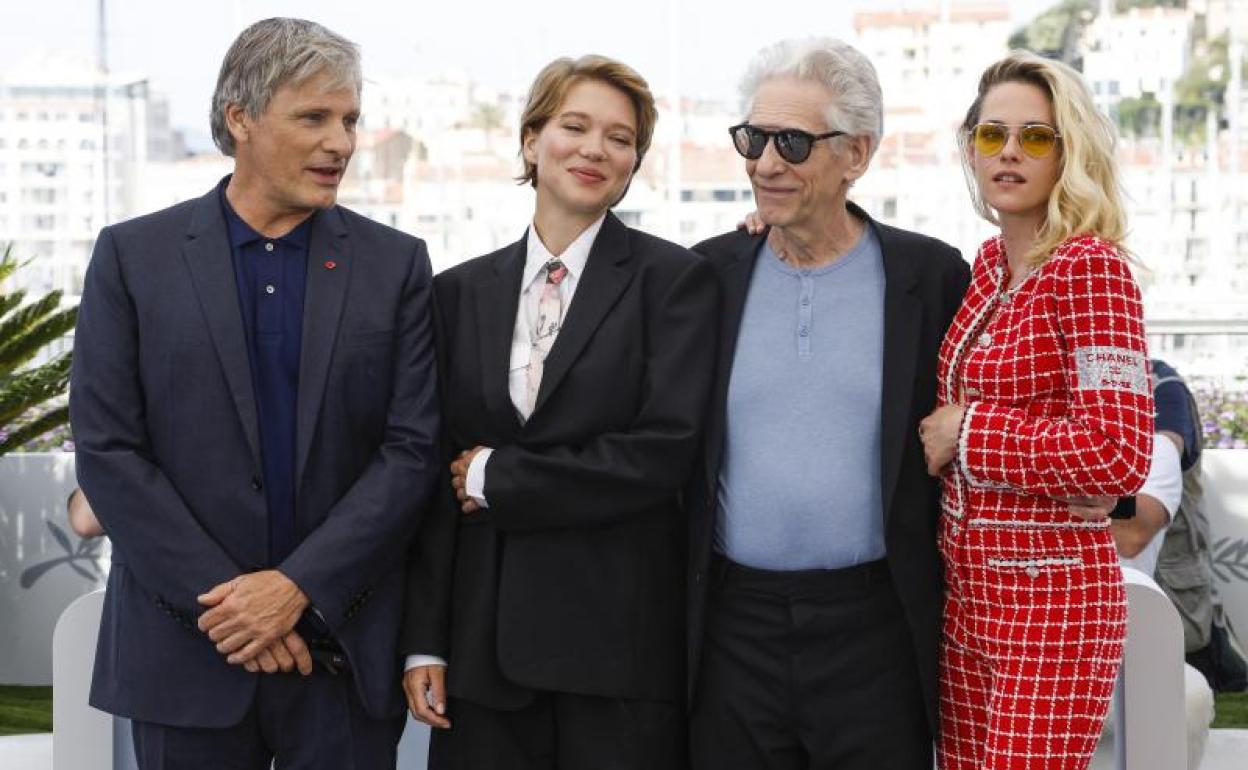 Viggo Mortensen, Lea Seydoux, David Cronenberg y Kristen Stewart. 