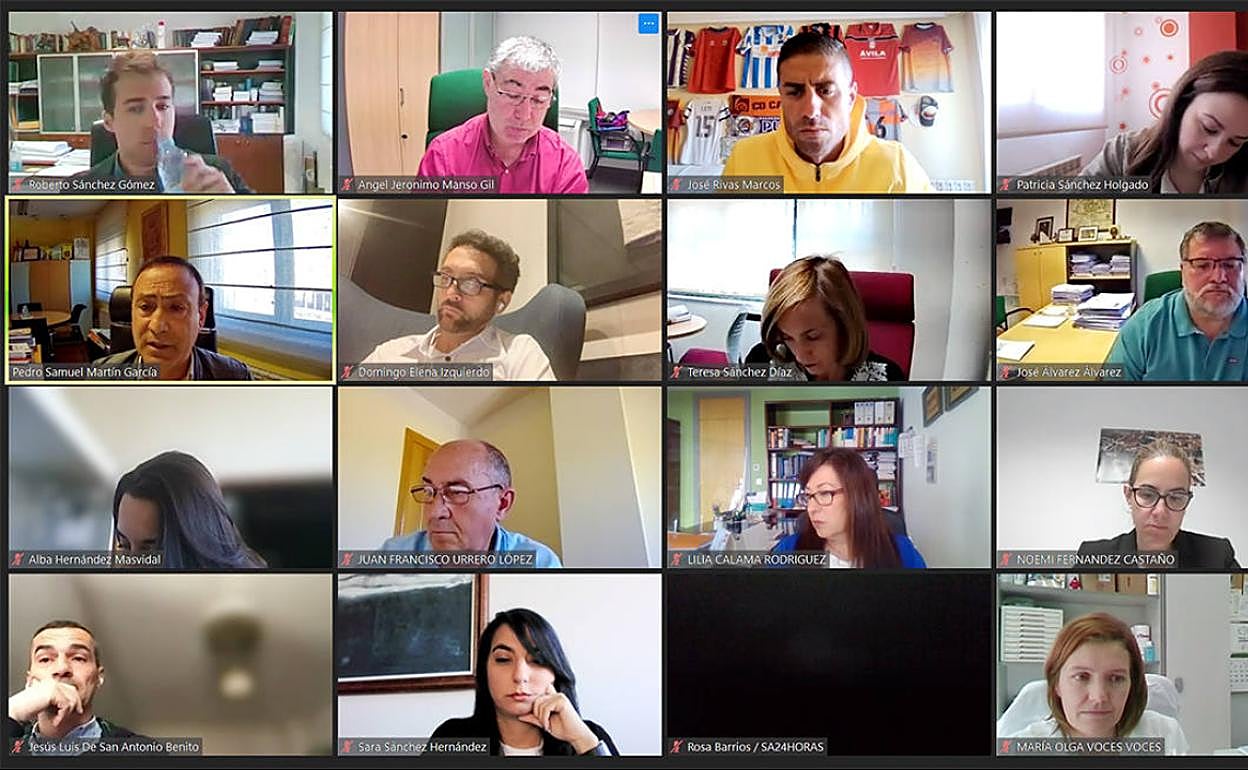 Pleno del Ayuntamiento de Carbajosa a través de videoconferencia. 