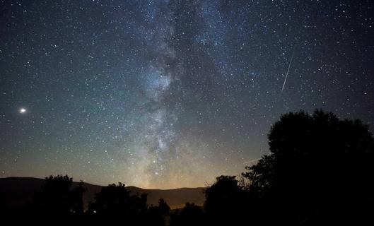 Lluvia de perseidas en Cantabria.