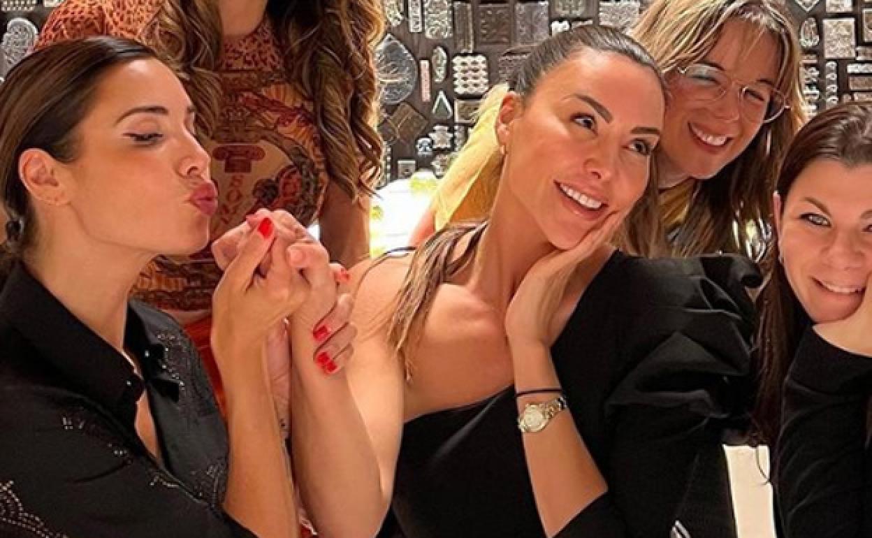 Pilar Rubio no falla en la despedida de soltera de su excuñada Vania Millán