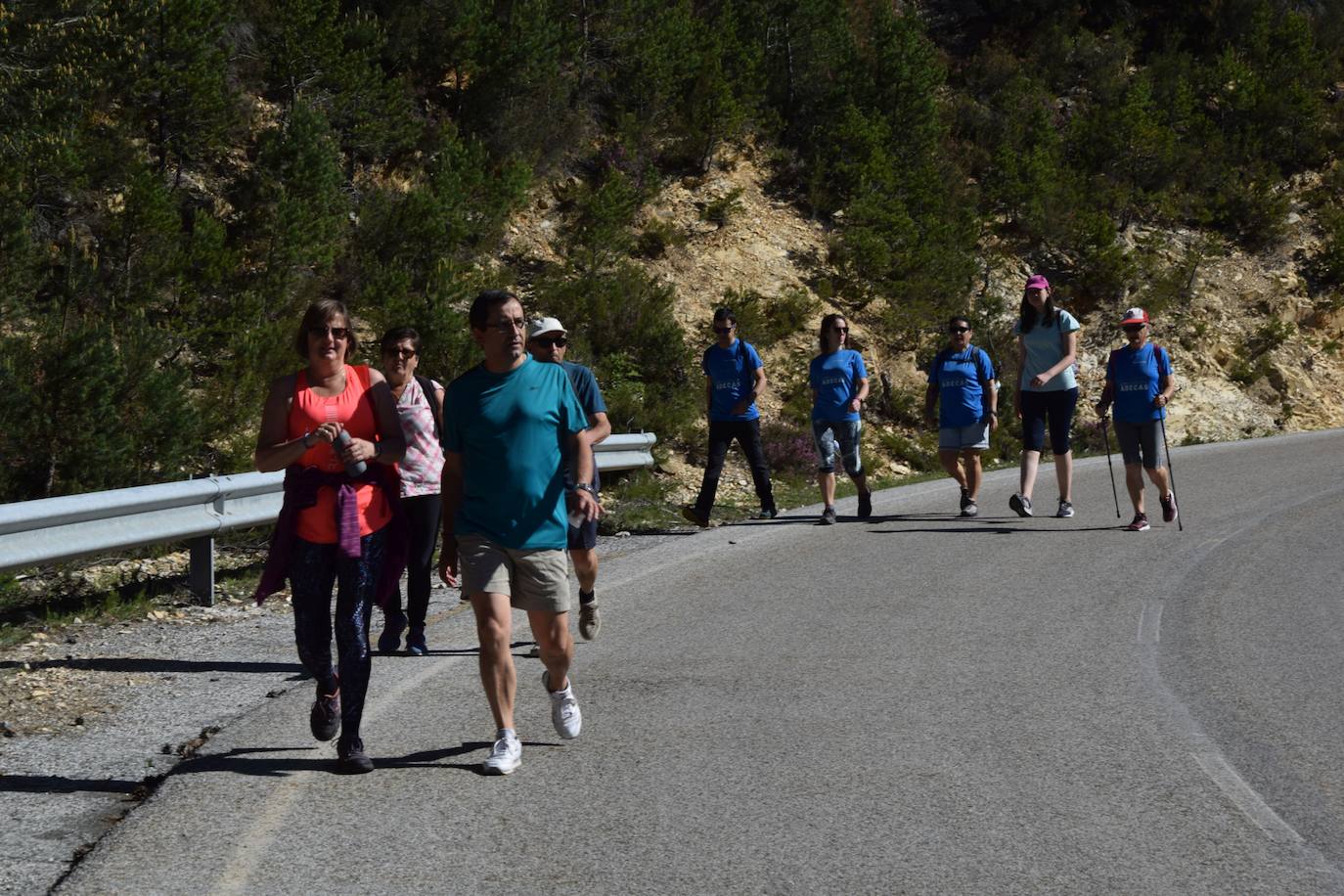 Fotos: Guardo recupera la participativa Marcha de Adecas