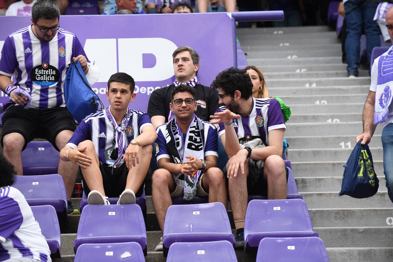 Fotos: Real Valladolid-Huesca. Búscate en la grada (7/8)