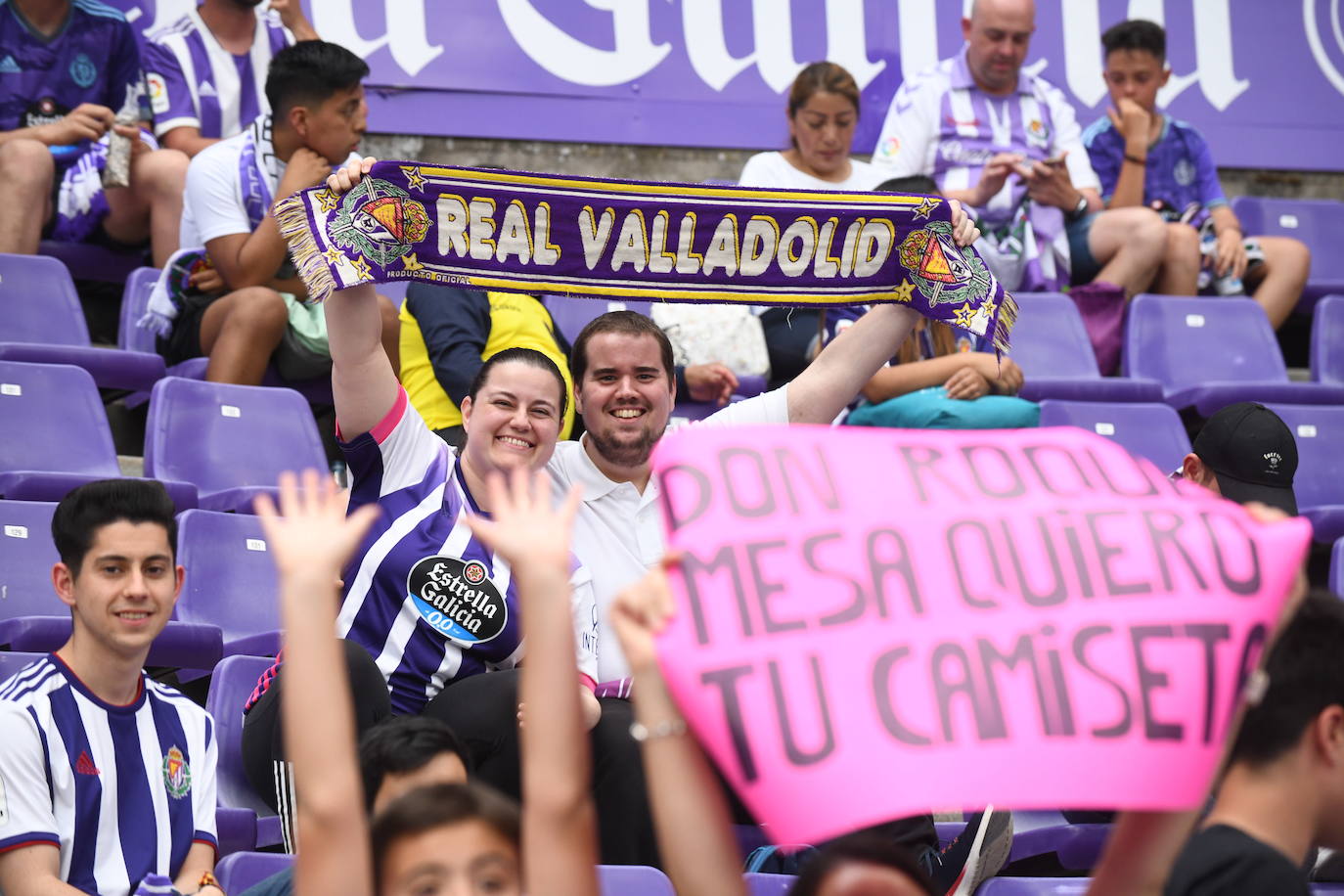 Fotos: Real Valladolid-Huesca. Búscate en la grada (1/8)