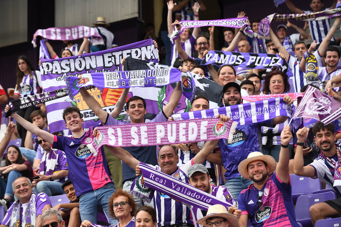 Fotos: Real Valladolid-Huesca. Búscate en la grada (3/8)