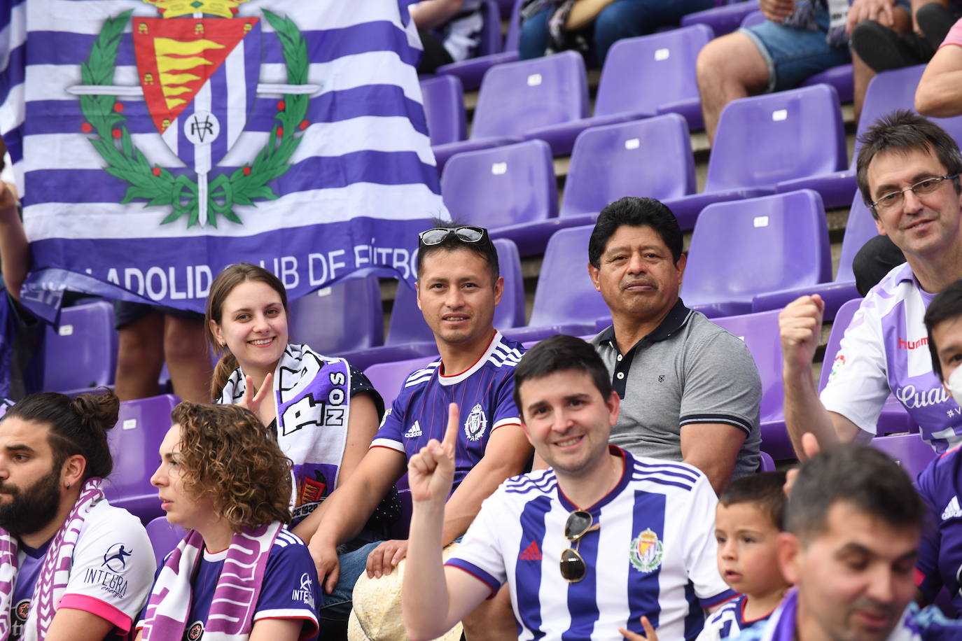 Fotos: Real Valladolid-Huesca. Búscate en la grada (4/8)