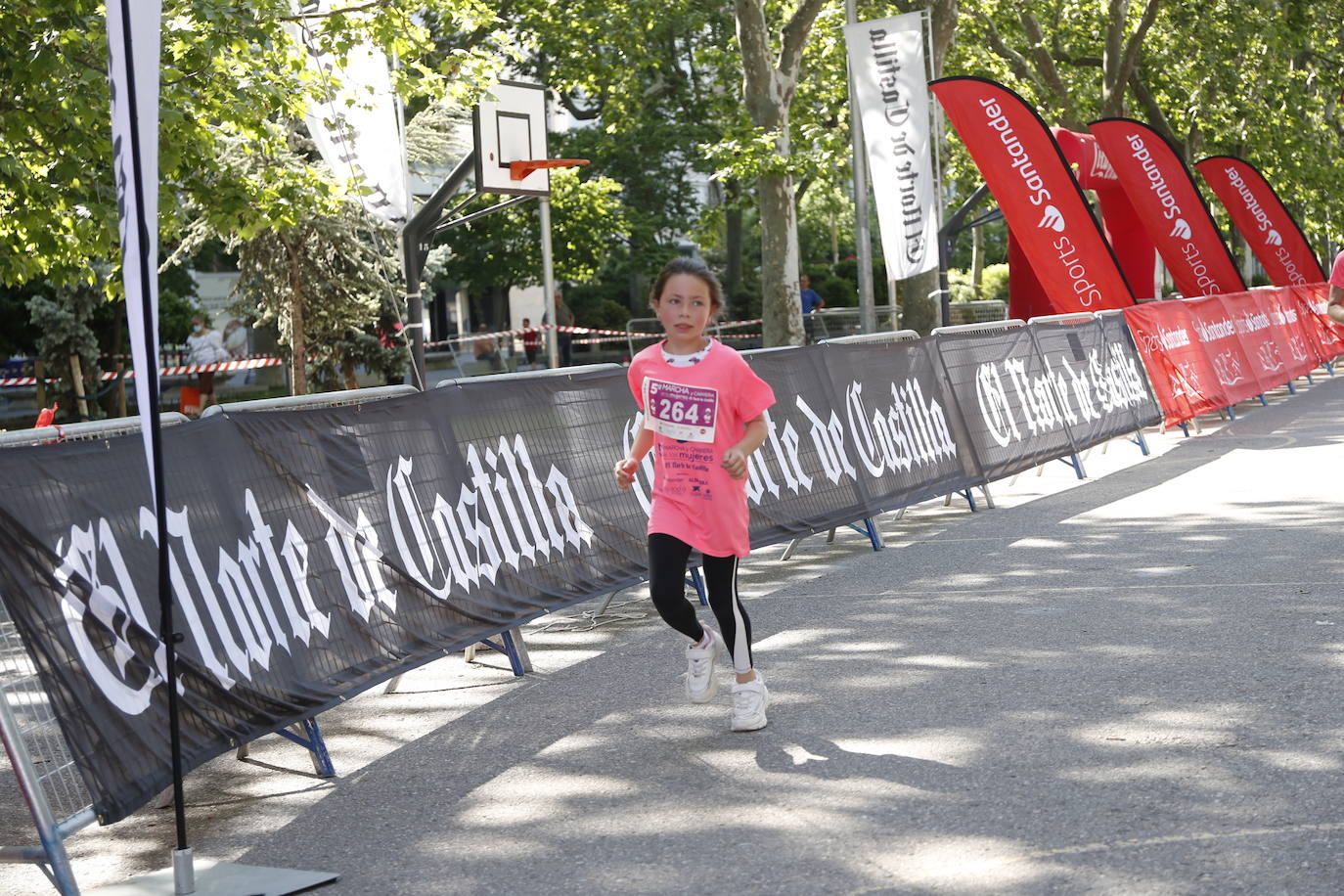 Fotos: V Marcha y Carrera de las Mujeres (10/16)