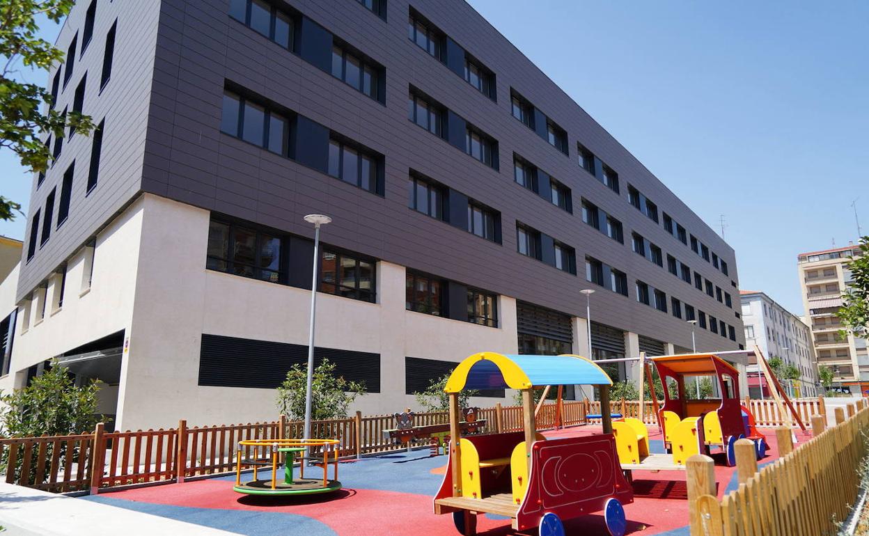 Centro Municipal de Convivencia 'Victoria Adrados'