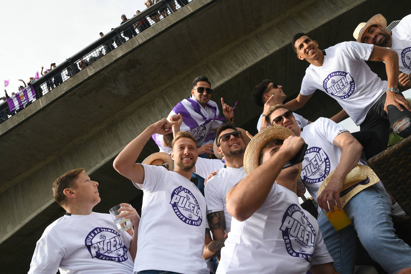 Fiesta del ascenso en La Leyenda del Pisuerga. 