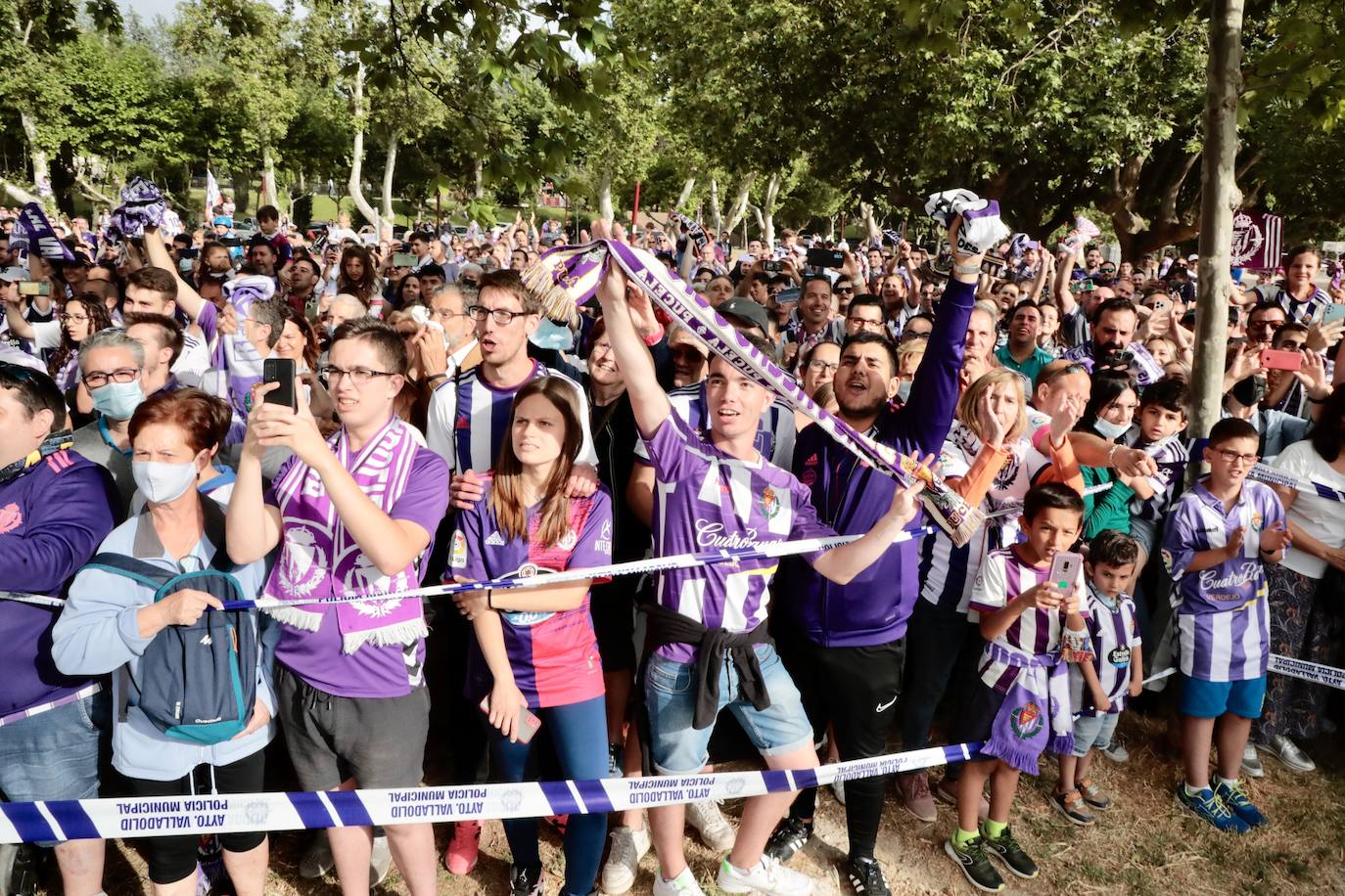 Valladolid disfruta con el ascenso del Real Valladolid. 