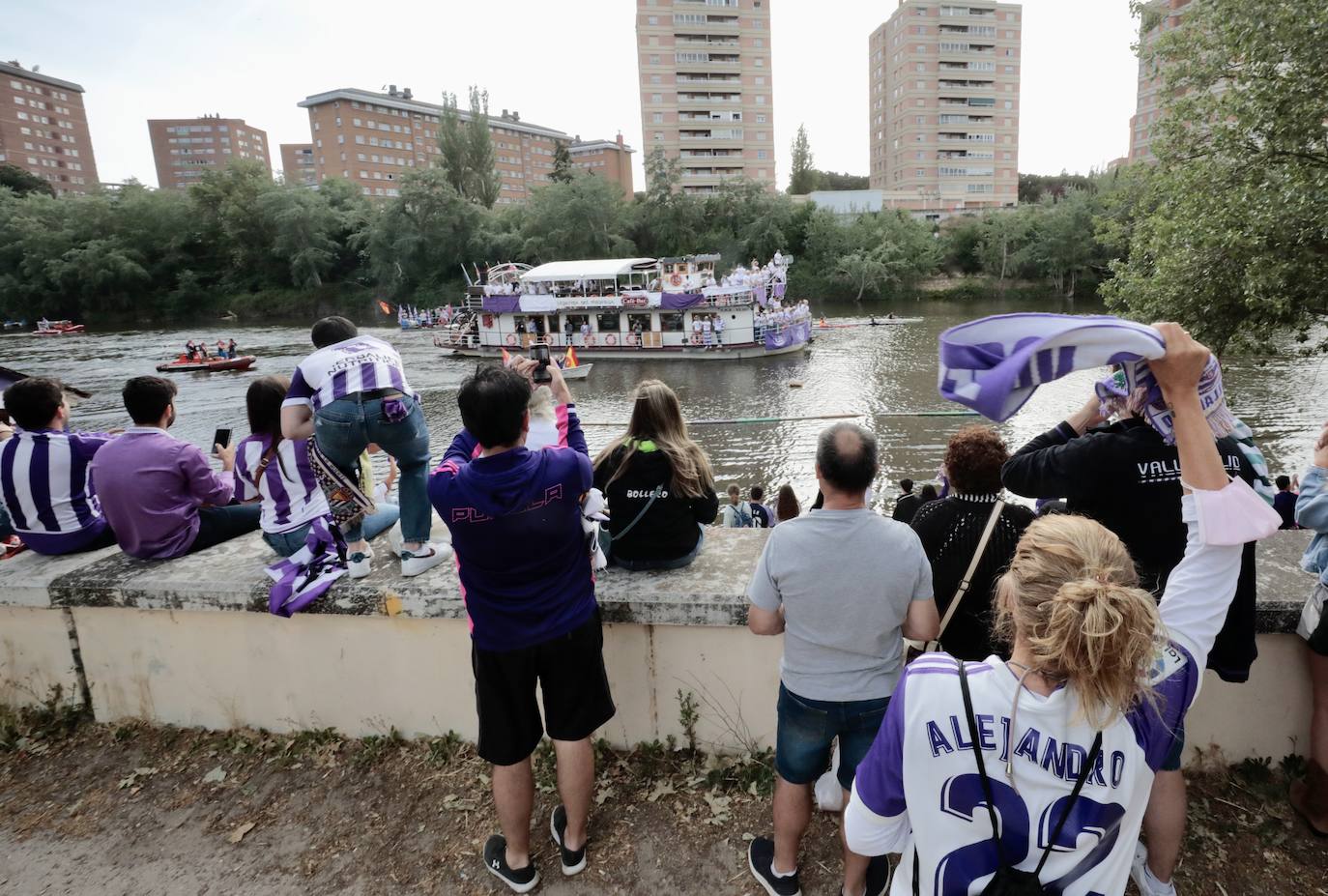 Valladolid disfruta con el ascenso del Real Valladolid. 