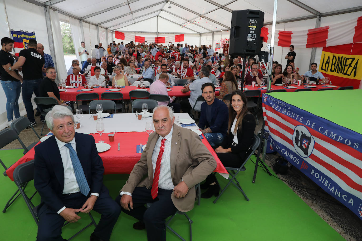 Fotos: Enrique Cerezo se encuentra con los aficionados del Atlético en Belmonte
