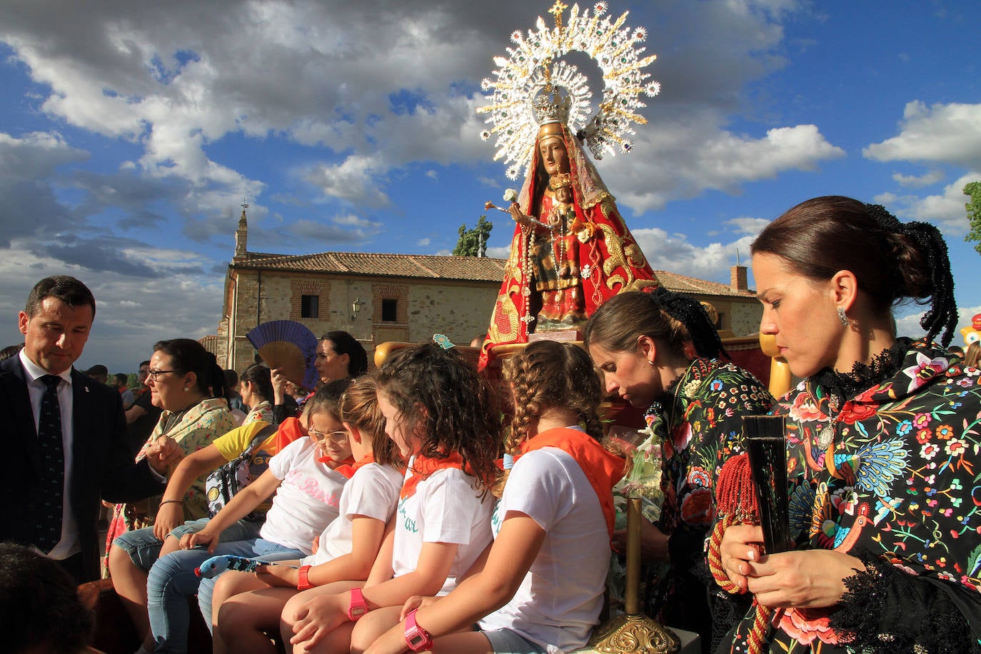 Romería de la Virgen del Bustar celebrada este sábado en Carbonero el Mayor.