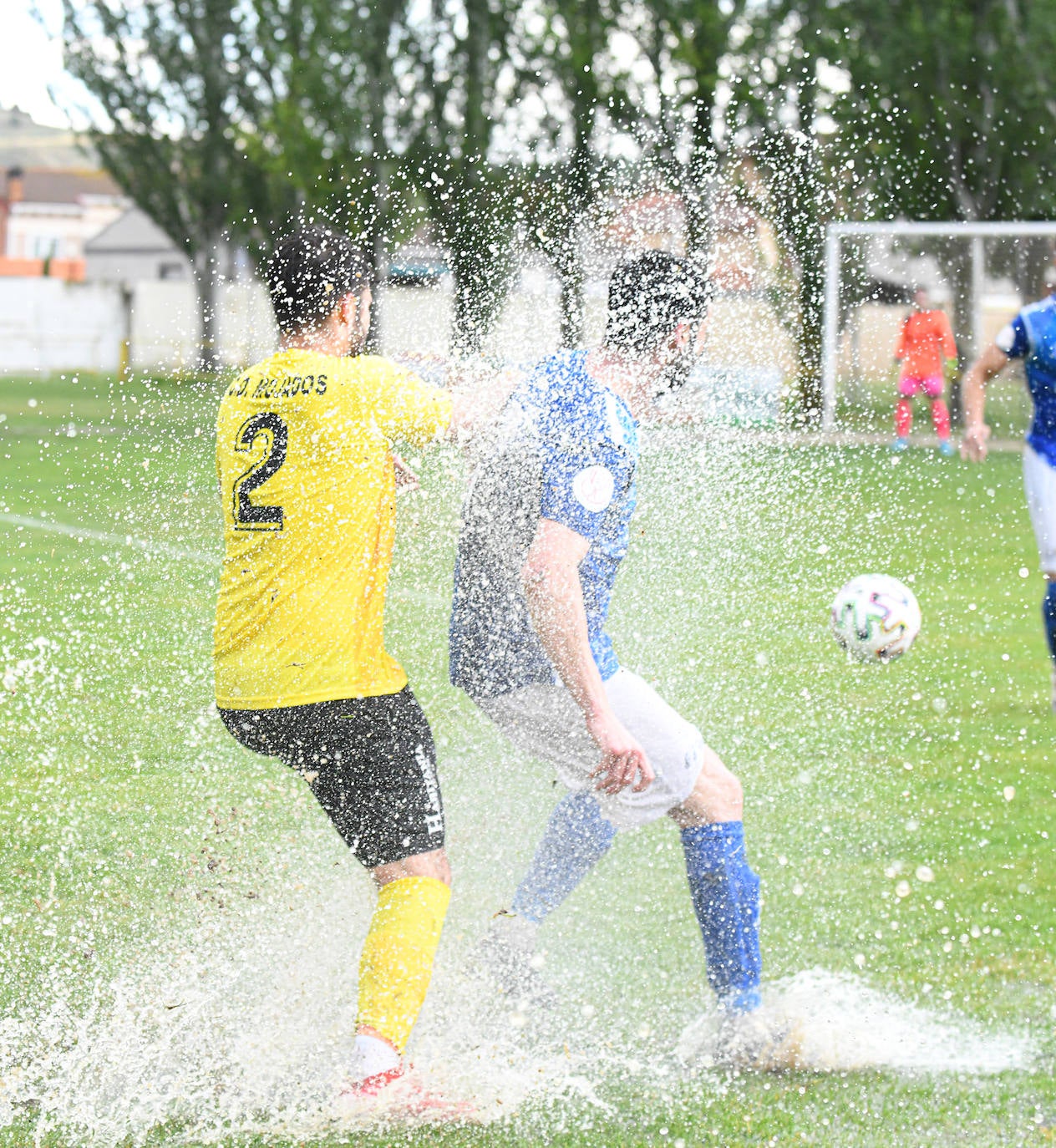 Fotos: Mojados 1-3 Unami