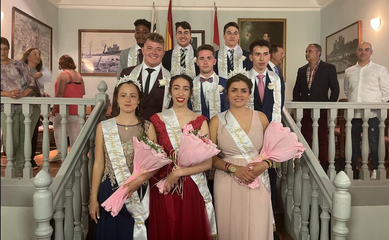 Reinas y galanes de las fiestas de Pascuas de Pentecostés de Torrelobatón