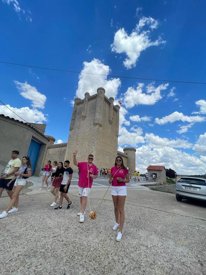 Fotos: Pedida de Rosquillas y coronación de reyes en los quintos de Torrelobatón