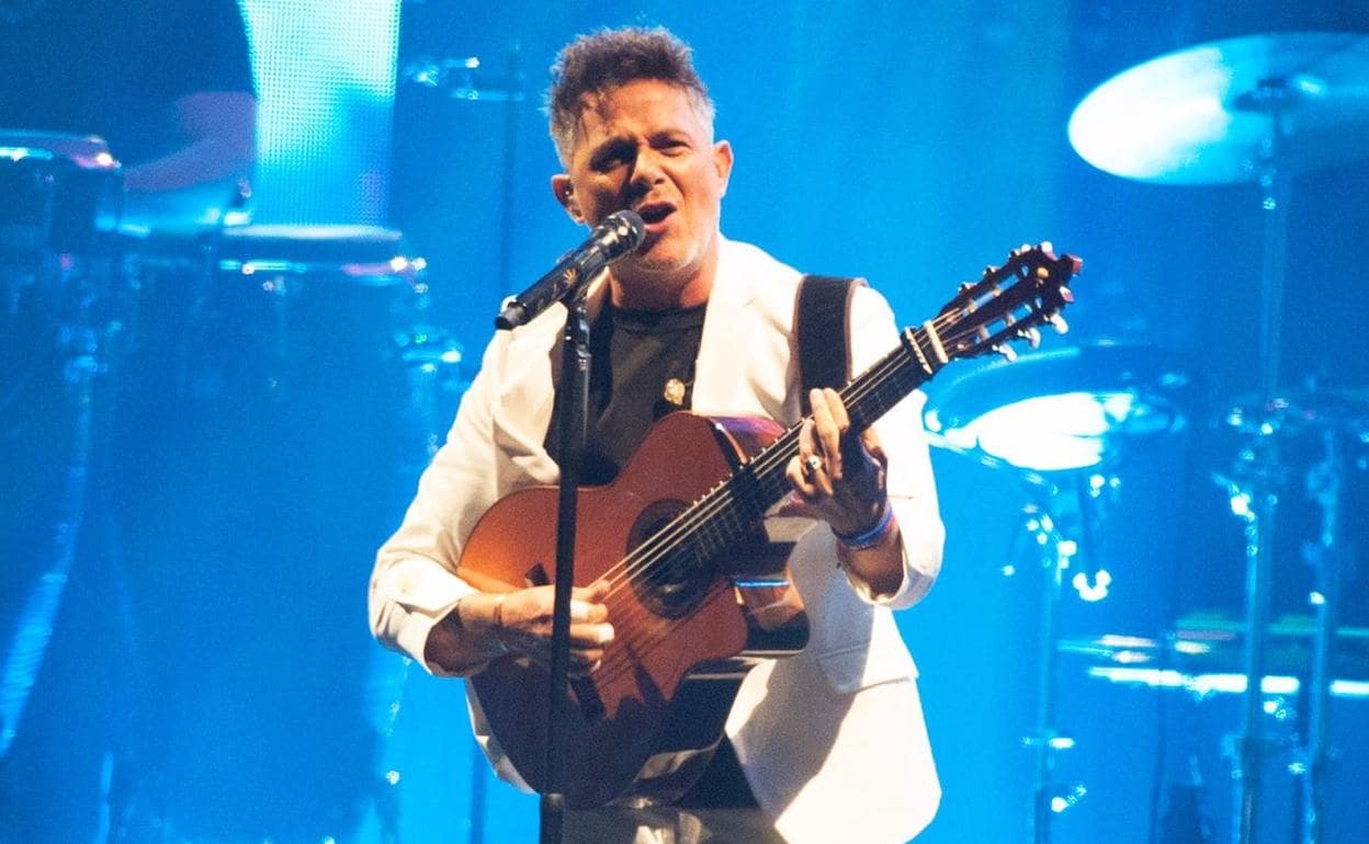 Alejandro Sanz, durante su concierto en el Wanda Metropolitano. 