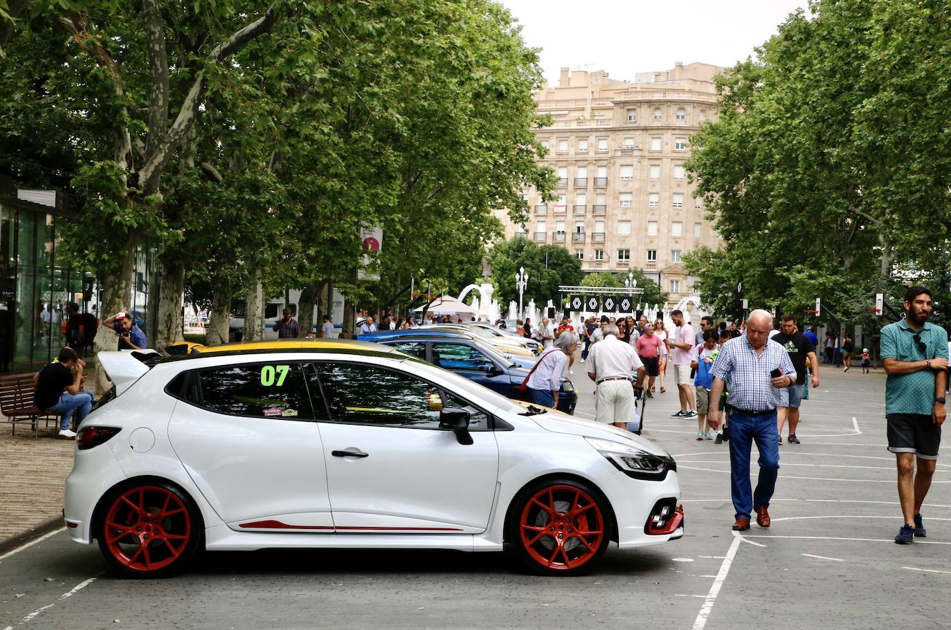 Fotos: Valladolid acoge una muestra de coches de Renault