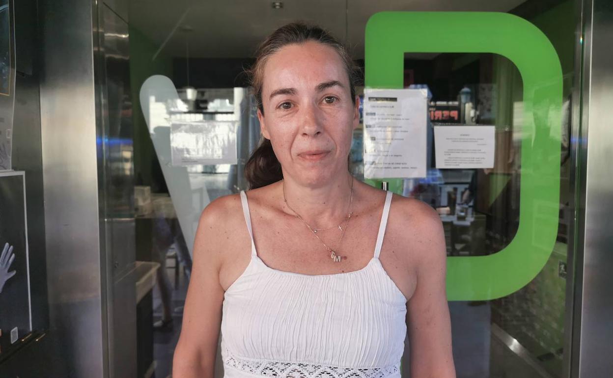 Maika Espinilla, gerente del restaurante La Viña de Patxi de Valladolid: «A los hosteleros nos tachan de explotadores y de pagar mal cuando no es así»