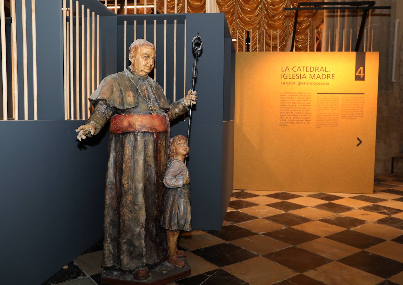 La muestra de arte religioso permanecerá abierta hasta el 11 de diciembre por el séptimo centenario de la Catedral. 