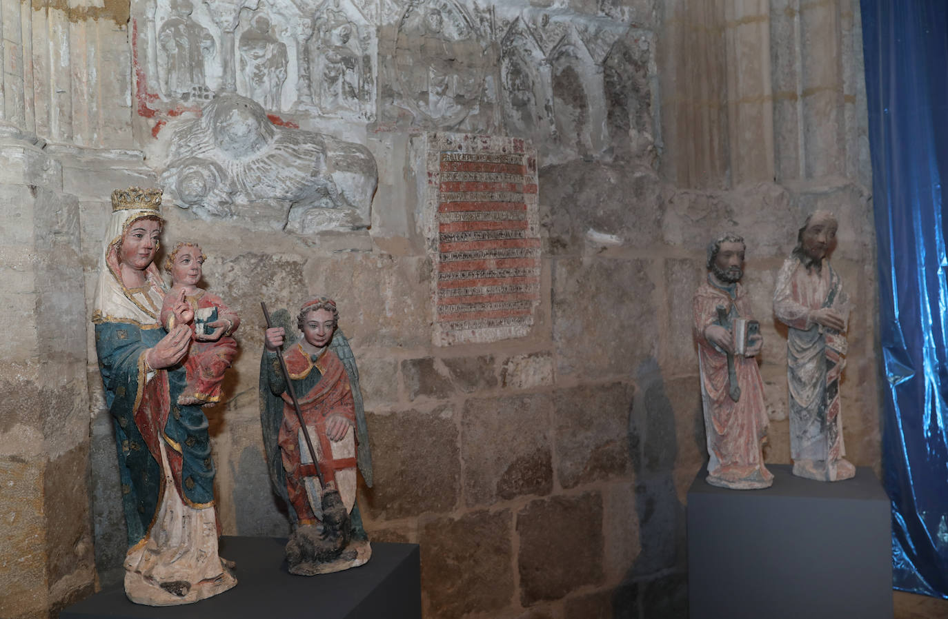 La muestra de arte religioso permanecerá abierta hasta el 11 de diciembre por el séptimo centenario de la Catedral. 