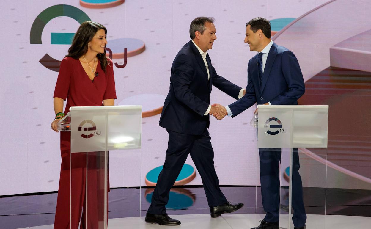 Los candidatos a la Presidencia de la Junta de Andalucía Macarena Olona, Juan Espadas y Juanma Moreno.