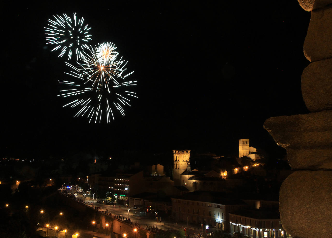 Fotos: La primera noche de las Ferias y Fiestas de San Juan y San Pedro