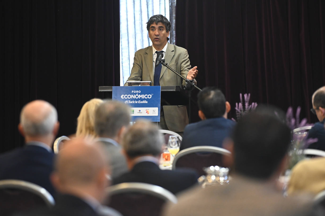 Fotos: El secretario de Estado de Economía cierra el curso del Foro de El Norte