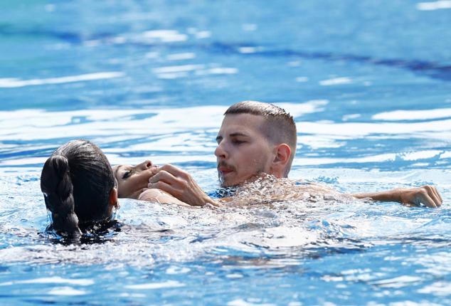 Fotos: Rescatan a la nadadora Anita Álvarez tras desmayarse en el agua