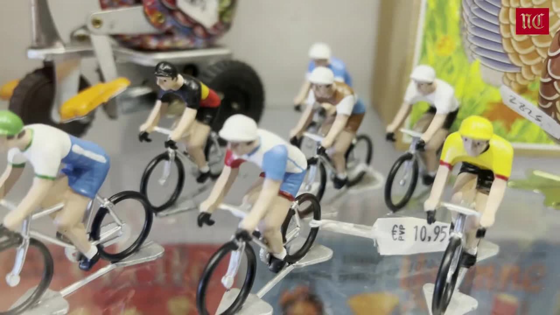 Comercios históricos de Valladolid: Mentaberry, el bazar que se especializó en muñecas y caballitos