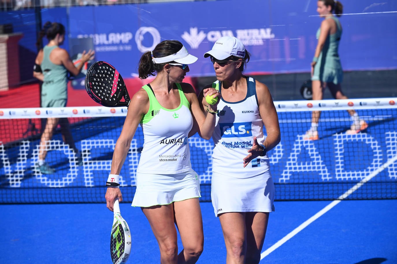 Partido entre Marta Marrero y Lucía Sainz contra Ariana Sánchez y Paula José María.