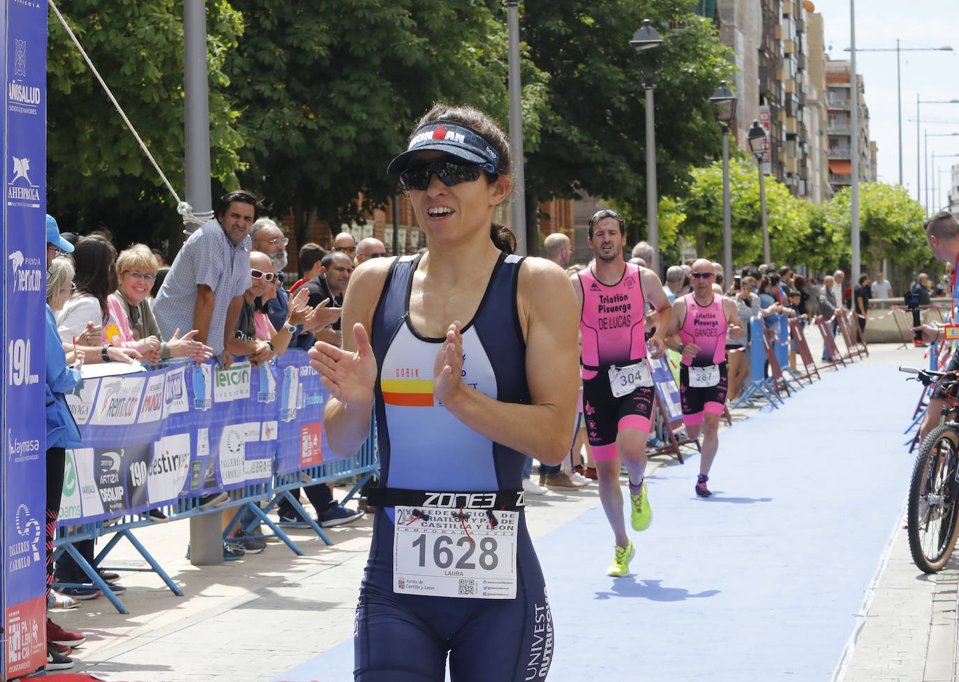 La prueba contó con la participación de 127 triatletas en el popular circuito urbano