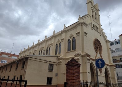 Imagen secundaria 1 - La Rubia ya tiene iglesia