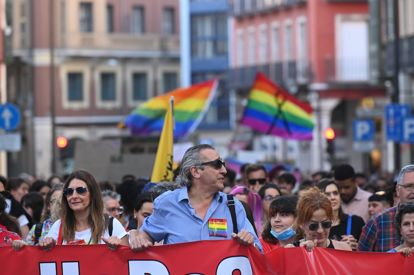 Fotos: Manifestación del Orgullo LGTBI en V