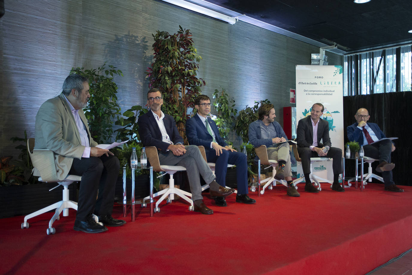 Fotos: La mesa redonda sobre gestión de residuos y la basuraleza, en imágenes