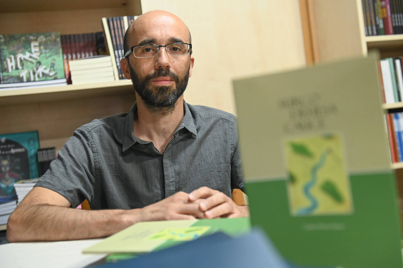 Carlos Pérez Sacau presenta su libro en Valladolid. 