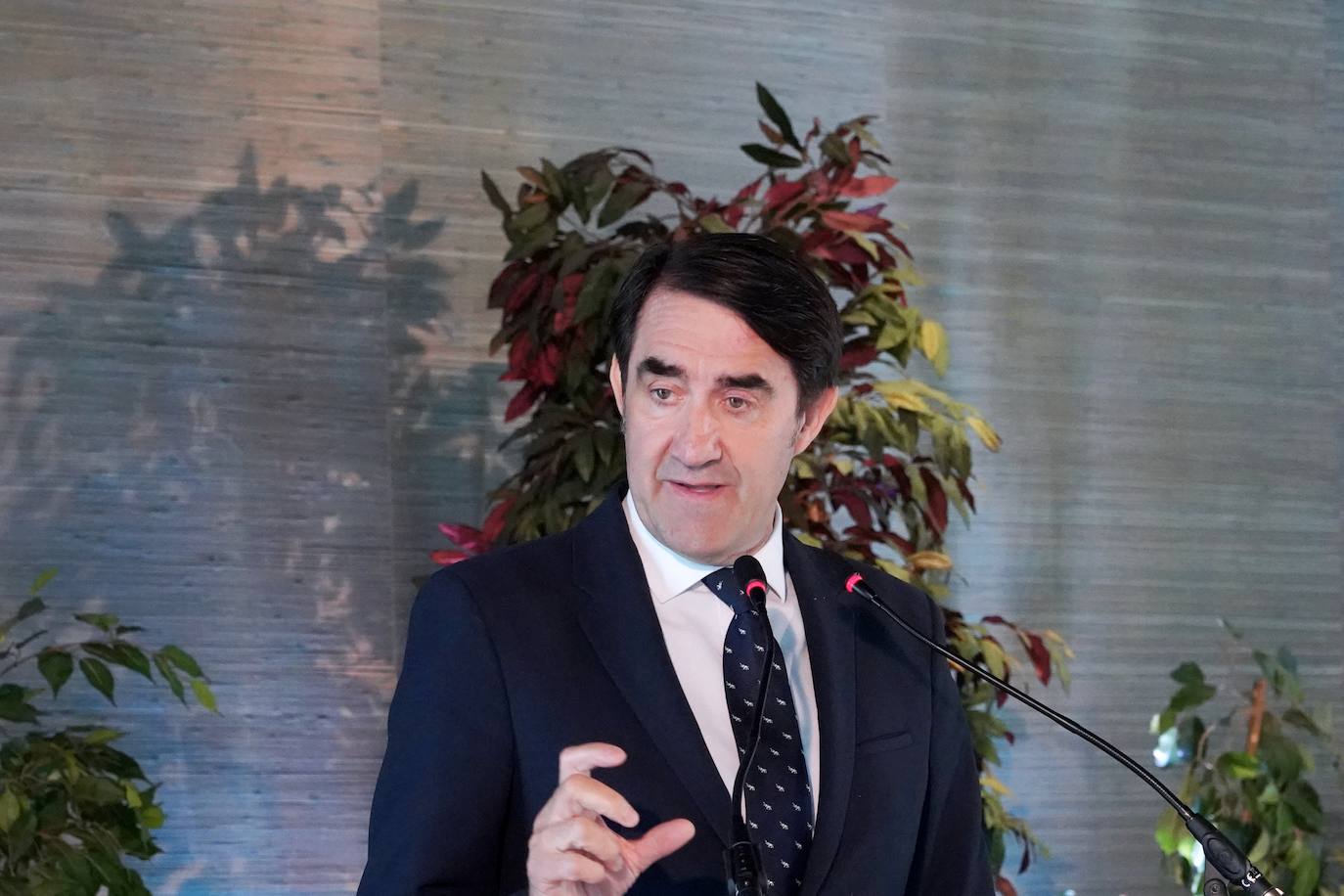 Los funcionarios exigen el cese de Quiñones por «incapaz e incompetente» ante el incendio de Zamora