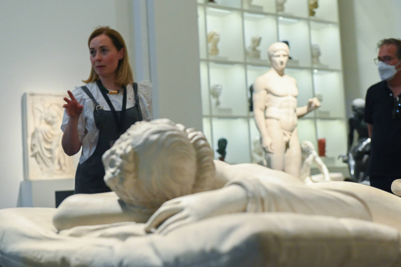 Fotos: El Museo Nacional de Escultura acoge su primera exposición LGTBI+