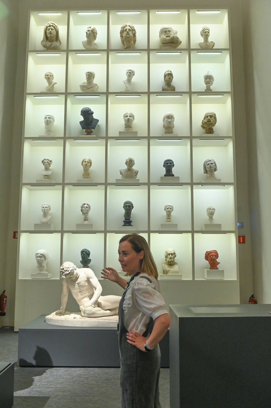 Fotos: El Museo Nacional de Escultura acoge su primera exposición LGTBI+